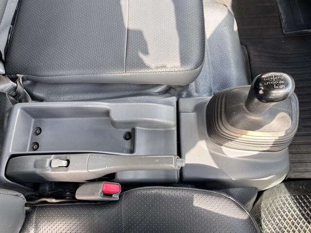 いすゞエルフパッカー車（塵芥車）小型（2t・3t）[写真33]