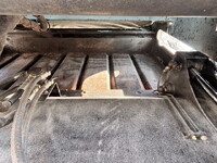 いすゞエルフパッカー車（塵芥車）小型（2t・3t）[写真40]