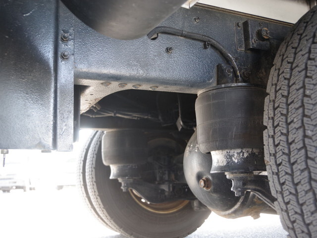 UDトラックスコンドルアルミウイング中型（4t）[写真10]