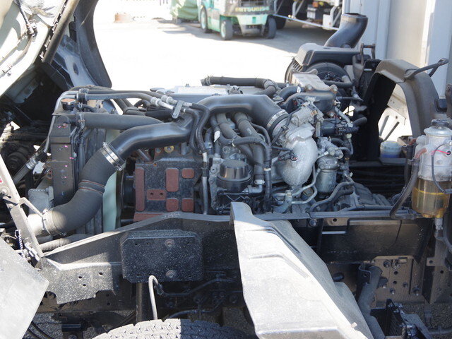 UDトラックスコンドルアルミウイング中型（4t）[写真26]