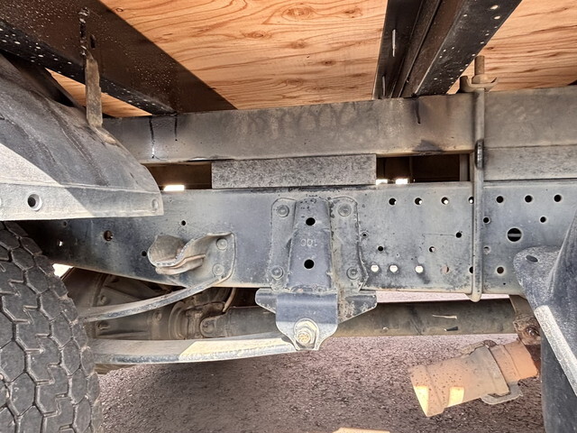 いすゞエルフクレーン4段小型（2t・3t）[写真13]