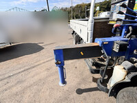 いすゞエルフクレーン4段小型（2t・3t）[写真24]