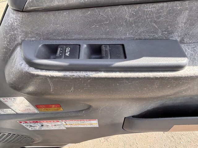 いすゞエルフクレーン4段小型（2t・3t）[写真28]