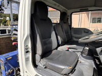 いすゞエルフクレーン4段小型（2t・3t）[写真32]