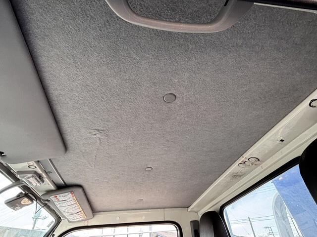 いすゞエルフクレーン4段小型（2t・3t）[写真39]