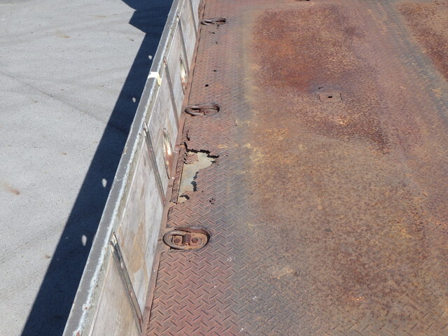 日野プロフィア平ボディ大型（10t）[写真15]