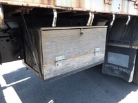 日野プロフィア平ボディ大型（10t）[写真34]