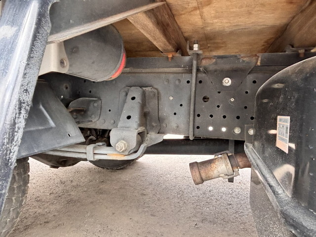 いすゞエルフアルミブロック小型（2t・3t）[写真16]