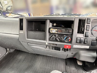 いすゞエルフアルミブロック小型（2t・3t）[写真32]