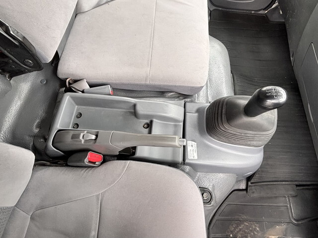 いすゞエルフアルミブロック小型（2t・3t）[写真33]