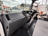 いすゞエルフアルミブロック小型（2t・3t）[写真37]