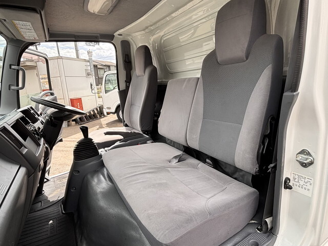 いすゞエルフアルミブロック小型（2t・3t）[写真37]