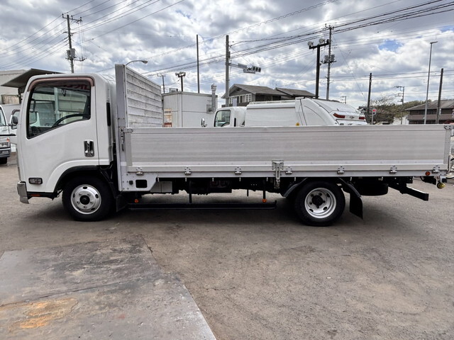 いすゞエルフアルミブロック小型（2t・3t）[写真06]