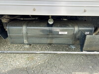 三菱ふそうキャンターアルミバン小型（2t・3t）[写真23]