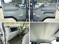 三菱ふそうキャンターアルミバン小型（2t・3t）[写真30]