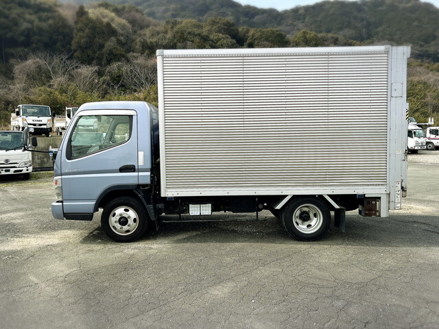 三菱ふそうキャンターアルミバン小型（2t・3t）[写真05]