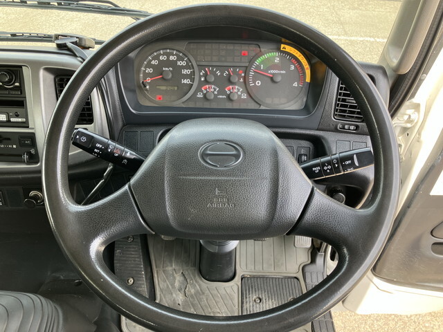 日野レンジャーダンプ中型（4t）[写真37]