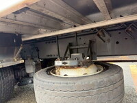 UDトラックスクオンアルミウイング大型（10t）[写真17]