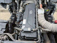 UDトラックスクオンアルミウイング大型（10t）[写真25]