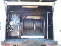 いすゞエルフ高圧洗浄車小型（2t・3t）[写真17]