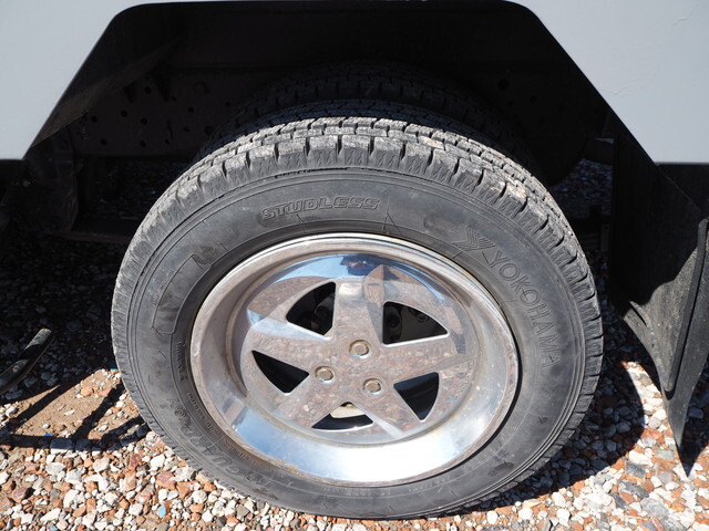 いすゞエルフ高圧洗浄車小型（2t・3t）[写真22]