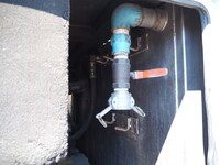 いすゞエルフ高圧洗浄車小型（2t・3t）[写真27]