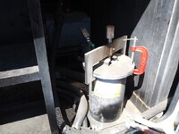 いすゞエルフ高圧洗浄車小型（2t・3t）[写真28]