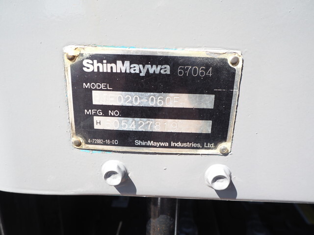 いすゞエルフ高圧洗浄車小型（2t・3t）[写真28]