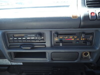 いすゞエルフ高圧洗浄車小型（2t・3t）[写真38]