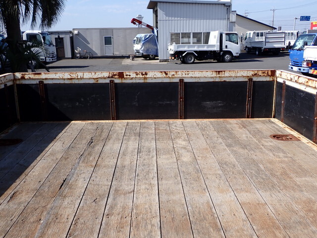 いすゞフォワードクレーン4段中型（4t）[写真23]