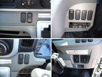 三菱ふそうキャンター平ボディ小型（2t・3t）[写真40]