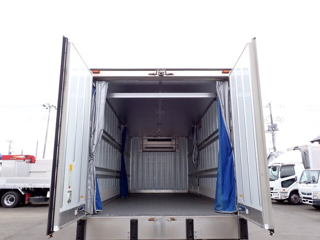 三菱ふそうキャンター冷凍車（冷蔵車）小型（2t・3t）[写真16]