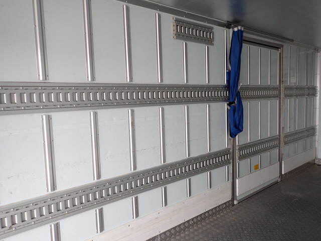 三菱ふそうキャンター冷凍車（冷蔵車）小型（2t・3t）[写真19]