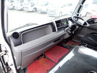 三菱ふそうキャンター冷凍車（冷蔵車）小型（2t・3t）[写真31]