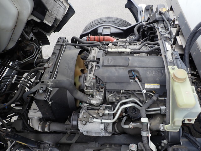 三菱ふそうキャンター冷凍車（冷蔵車）小型（2t・3t）[写真35]