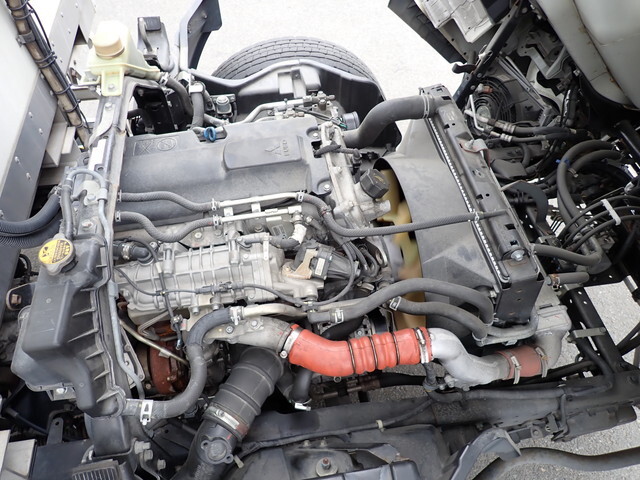 三菱ふそうキャンター冷凍車（冷蔵車）小型（2t・3t）[写真36]