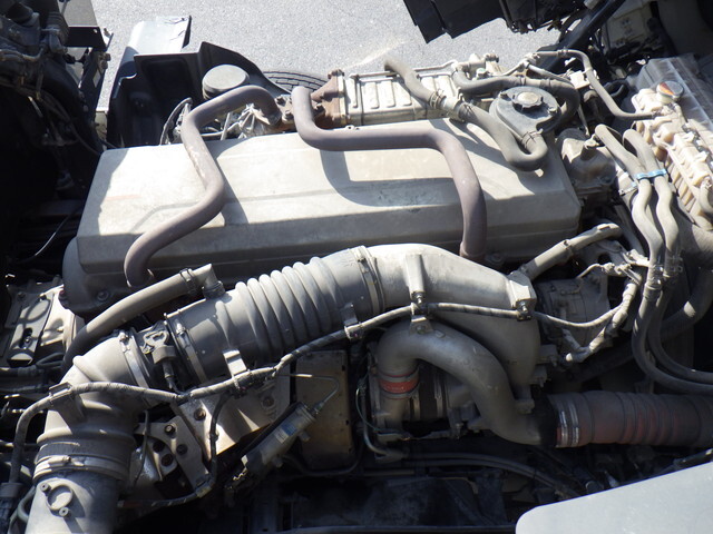 日野プロフィアトレーラーヘッド（トラクターヘッド）大型（10t）[写真17]