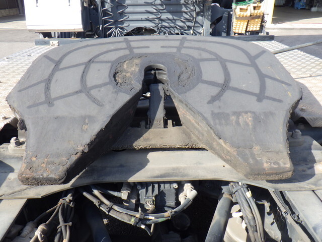 日野プロフィアトレーラーヘッド（トラクターヘッド）大型（10t）[写真21]