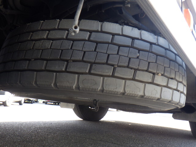 日野プロフィアトレーラーヘッド（トラクターヘッド）大型（10t）[写真29]