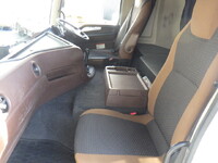 日野プロフィアトレーラーヘッド（トラクターヘッド）大型（10t）[写真37]