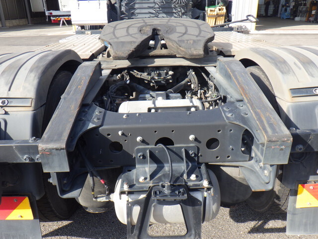 日野プロフィアトレーラーヘッド（トラクターヘッド）大型（10t）[写真06]