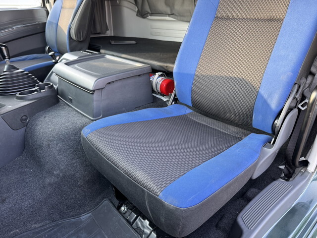 いすゞギガアルミウイング大型（10t）[写真26]