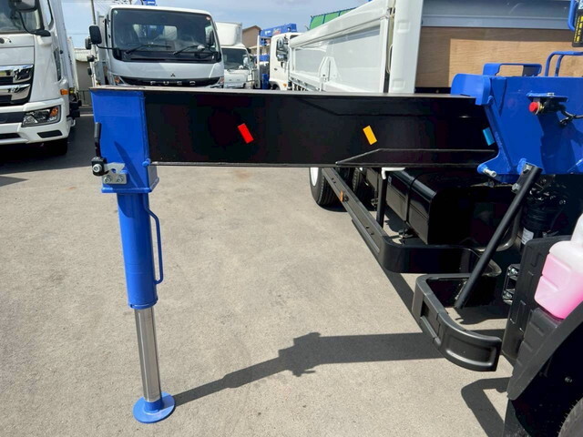 三菱ふそうキャンタークレーン4段小型（2t・3t）[写真16]