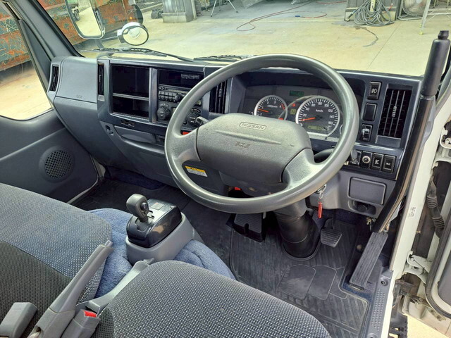 日産アトラスダンプ小型（2t・3t）[写真28]