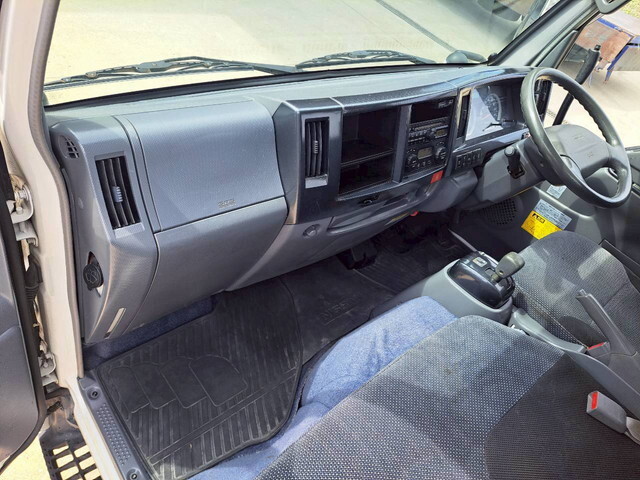 日産アトラスダンプ小型（2t・3t）[写真30]