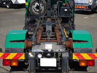 いすゞフォワードコンテナ専用車中型（4t）[写真13]