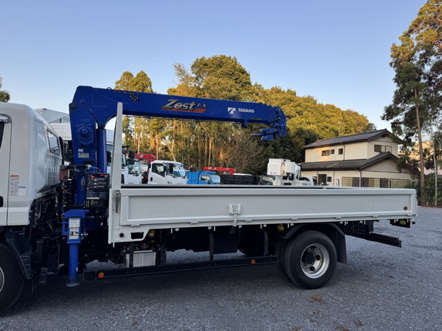 三菱ふそうキャンタークレーン4段小型（2t・3t）[写真15]