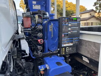 三菱ふそうキャンタークレーン4段小型（2t・3t）[写真19]