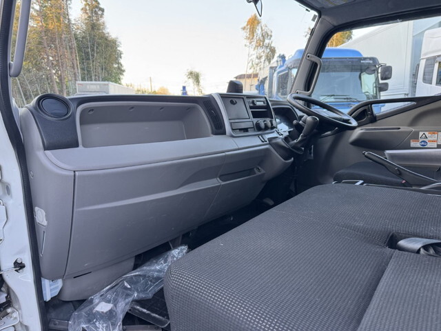 三菱ふそうキャンタークレーン4段小型（2t・3t）[写真25]