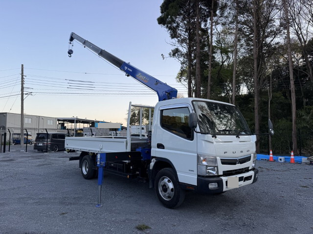 三菱ふそうキャンタークレーン4段小型（2t・3t）[写真03]